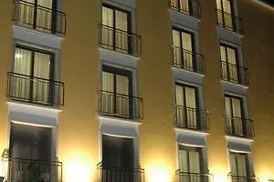 Juanita Hotel