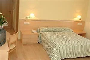 Hotel Juanita 3*