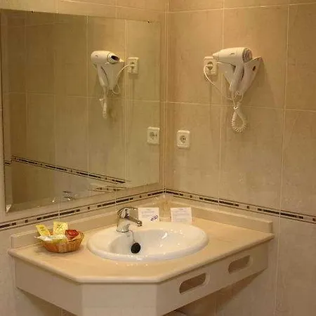 Hotel Juanita O Grove